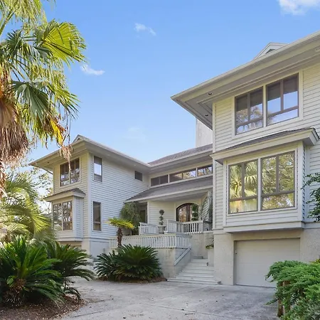 11 Dinghy Villa
